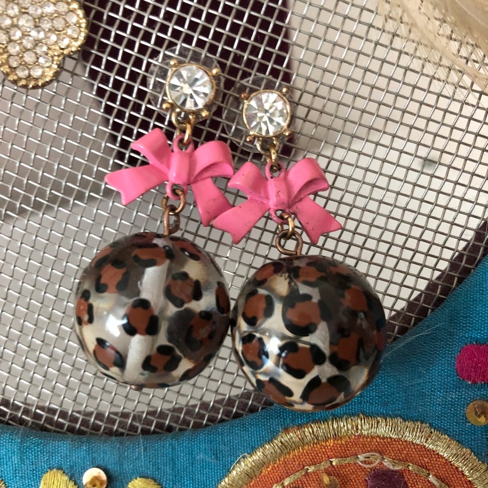 Betsey johnson leopard earrings
